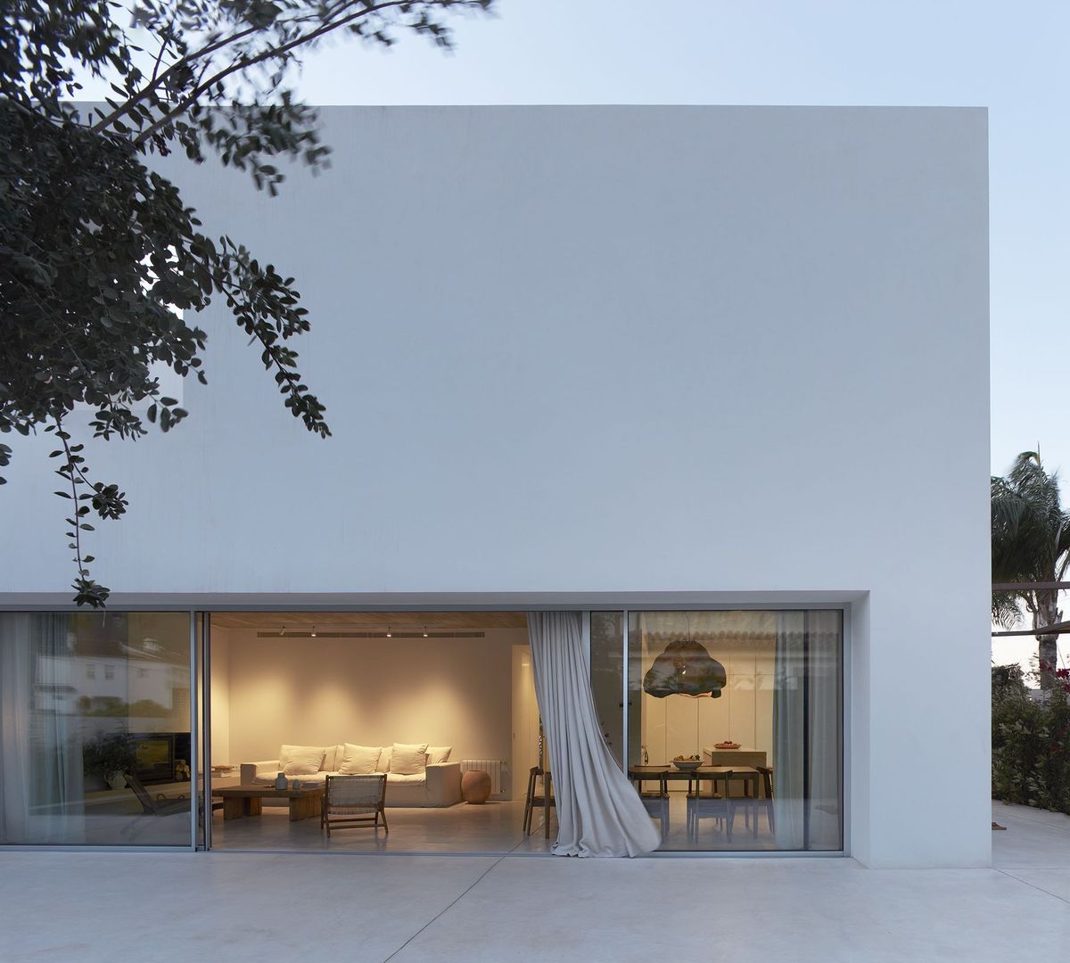 خمس أشياء يجب أن تعرفها قبل تحويل الإضاءة إلى إضاءة ذكية